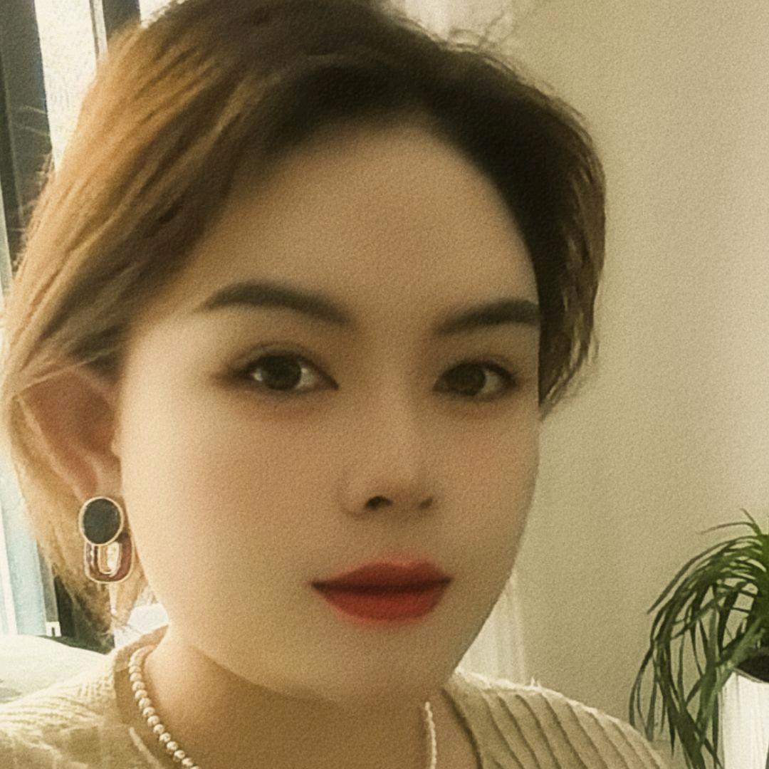 小小静。
