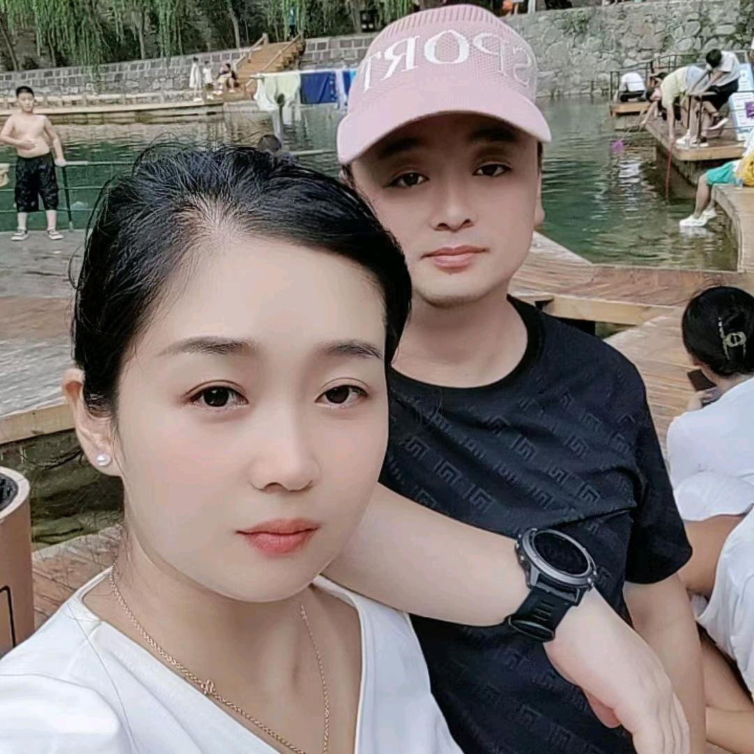 冰雪中的独舞～游泳王教练