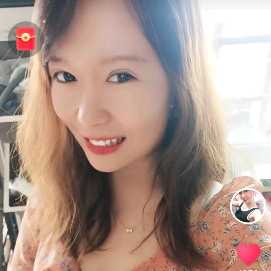 彩色莹莹