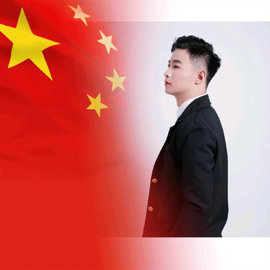 小坤很璀璨.