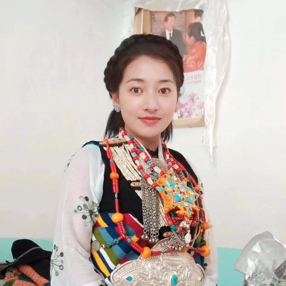 ꦿ᭄ﻬঞ康马女孩🥰