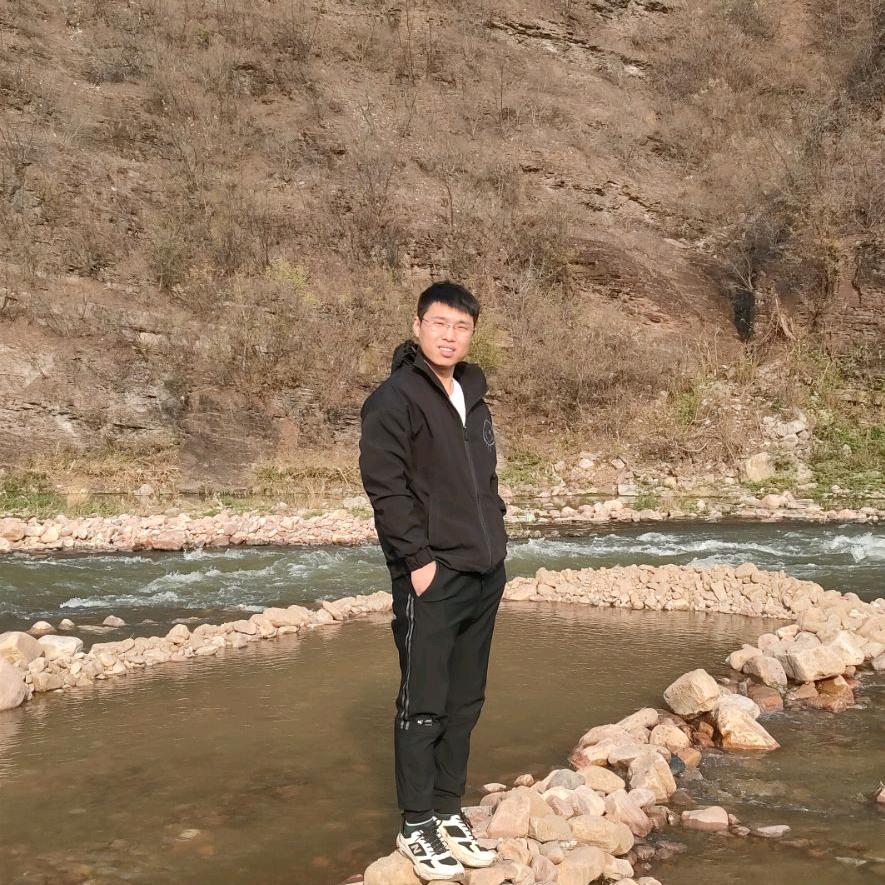 是小辉辉呀