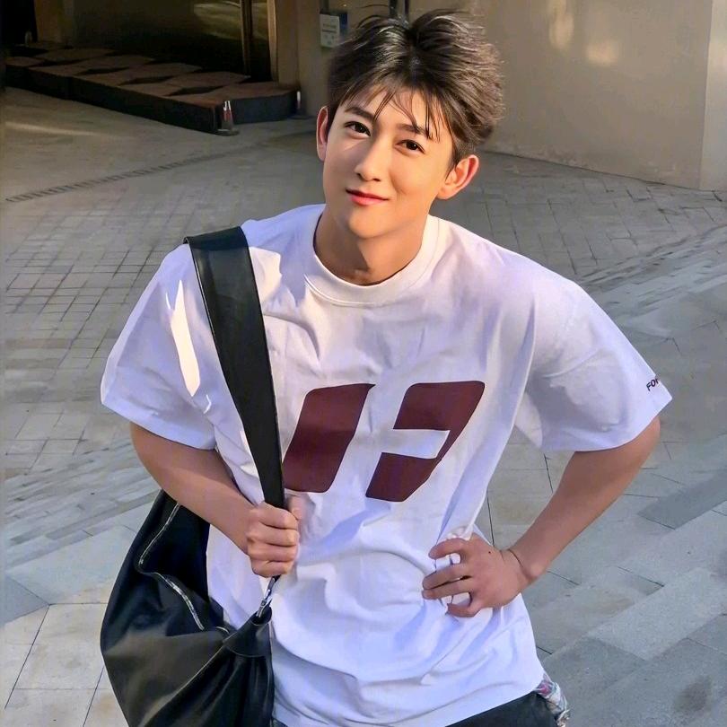 青龙（帝君四守护）