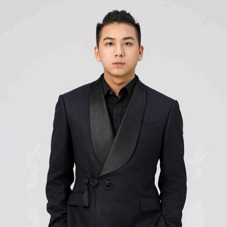 黑总（甄选好物）