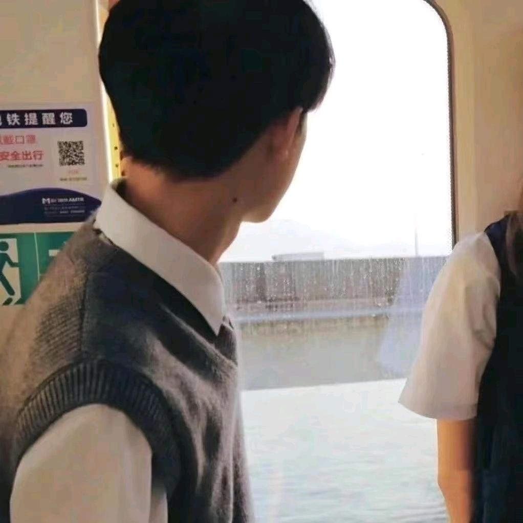 就不睡！！！！