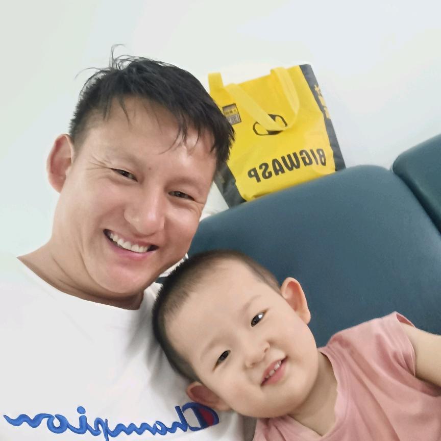 HUA XIAO ANG