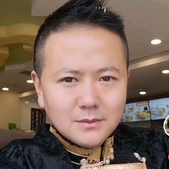 成都木槿摄影★彩韵涧摄影★彩芸涧摄影☞胡