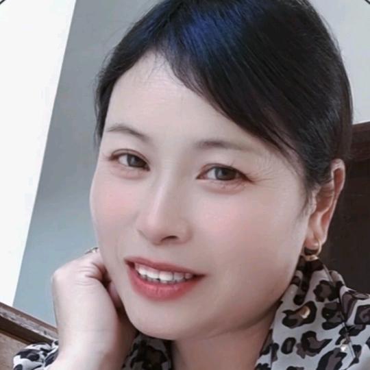 炎陵黄桃，阿兰