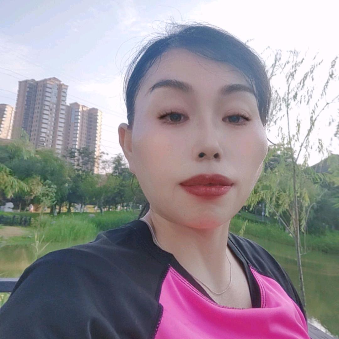 小岳，不定时直播