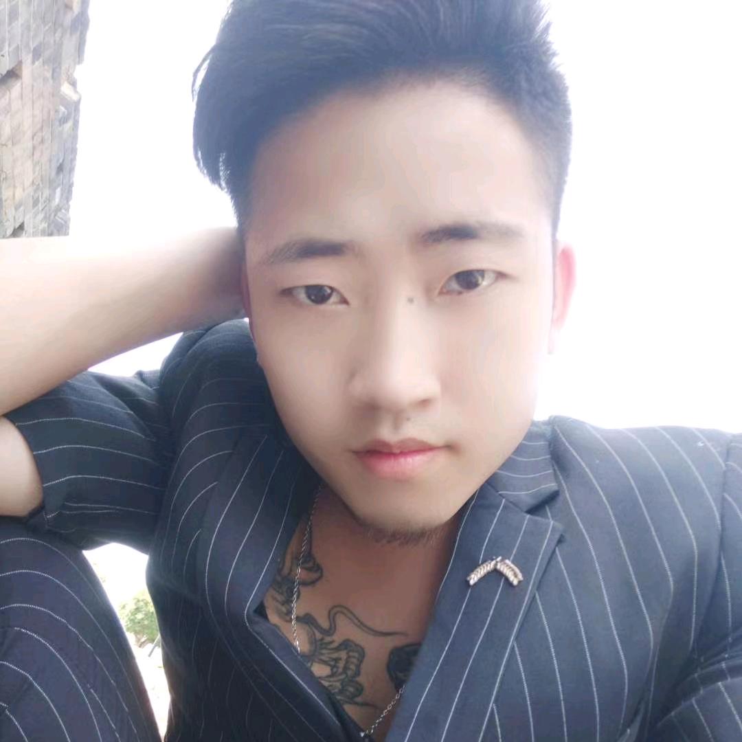 昭通小伙