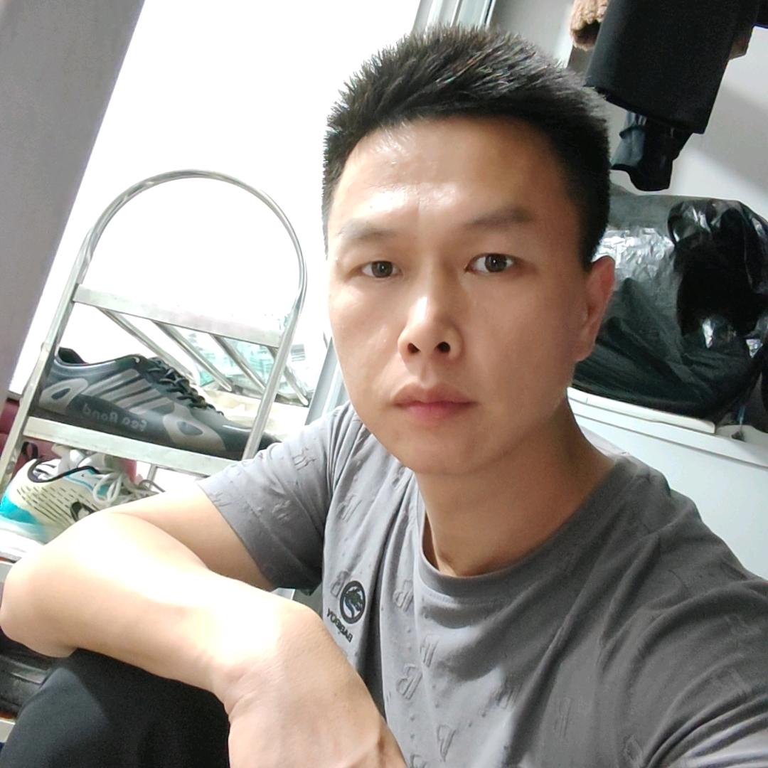 地摊清哥
