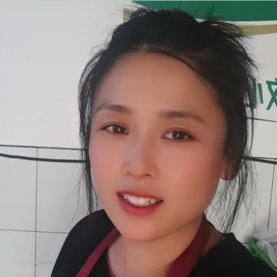 龙小雨