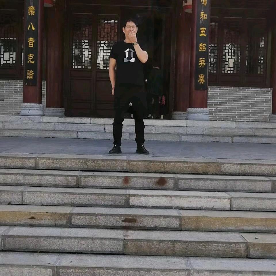 HELLO树鲜生