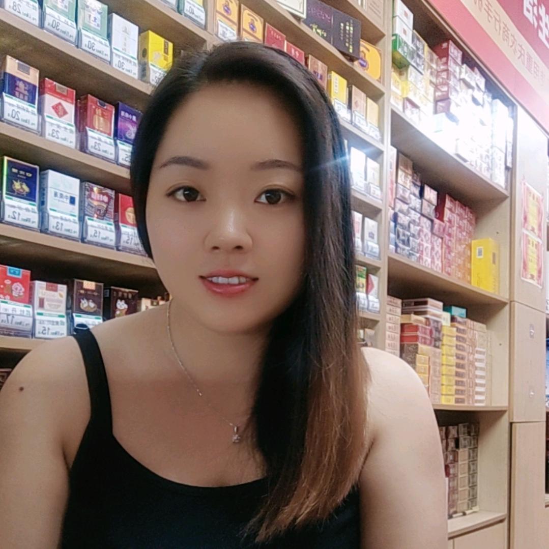 睿颖平价超市  皇思楼酒店