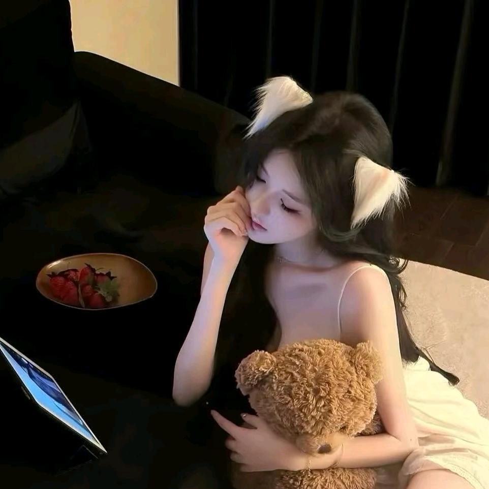 𝓬𝓪𝓶𝓮𝓵𝓵𝓲𝓪