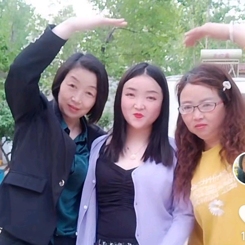 温馨小姨