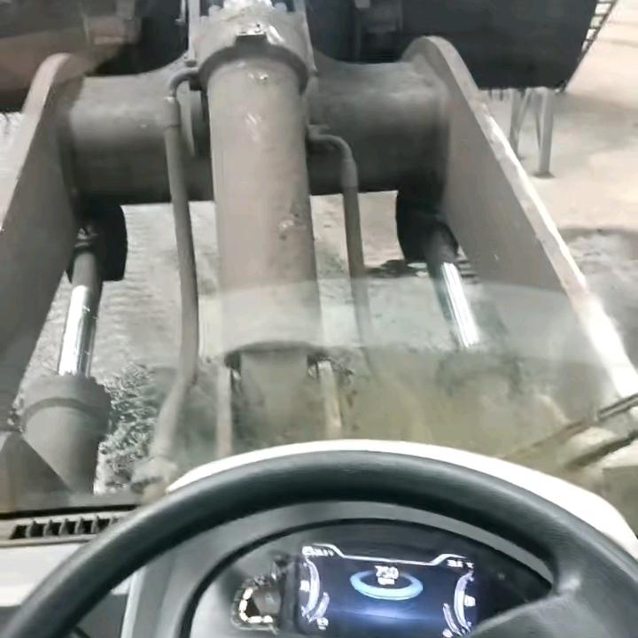 ❤心愿成真。劉培现老手铲车叉车司机❤️