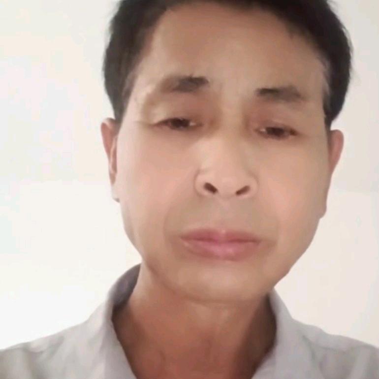 唐奕杨