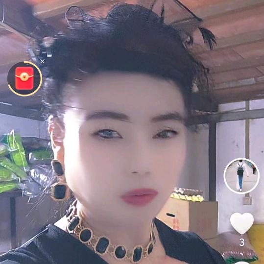 叶儿（大号烟儿每周三晚上7.30开播）