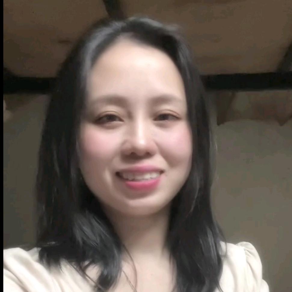 小花（单亲妈妈）
