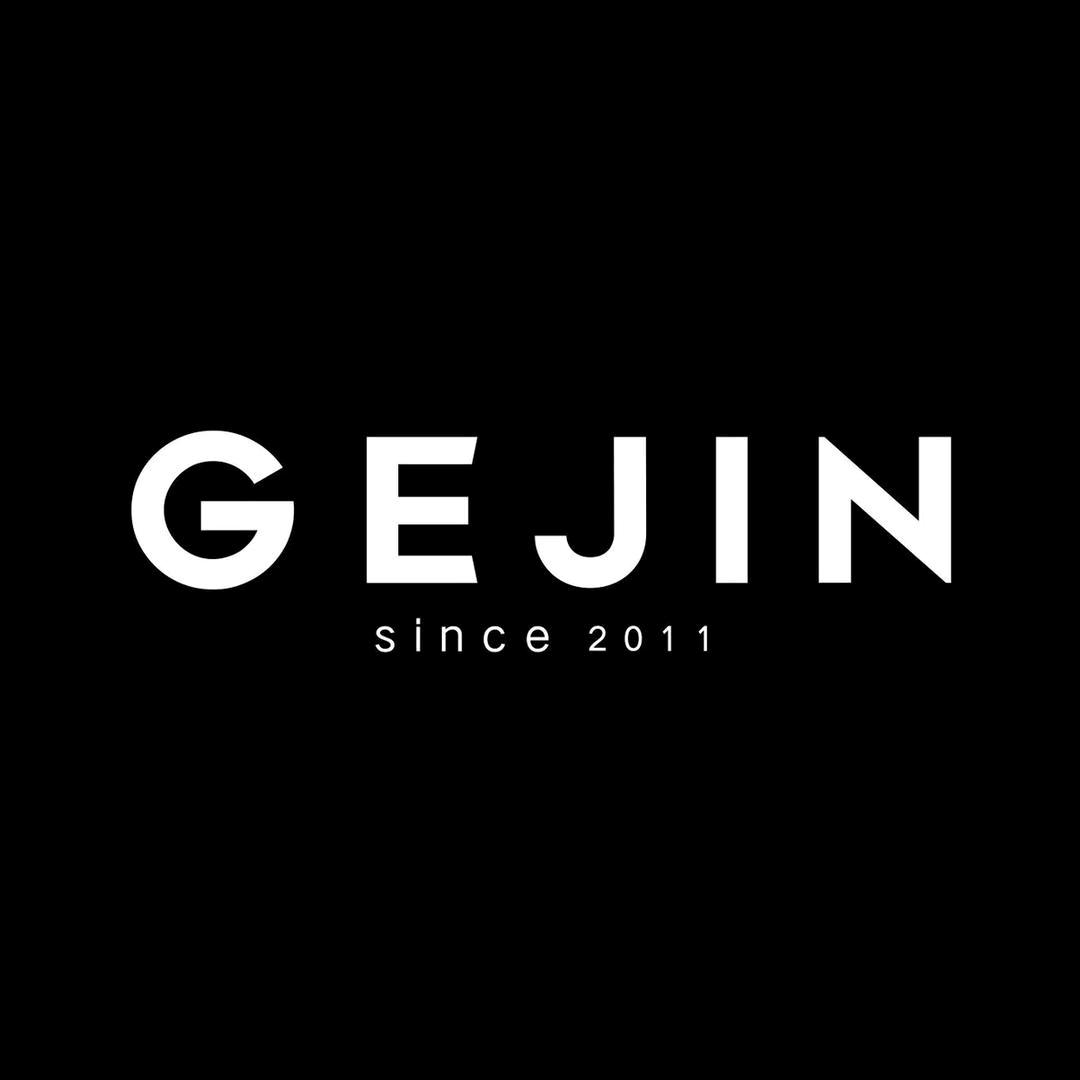歌锦柘城服饰店
