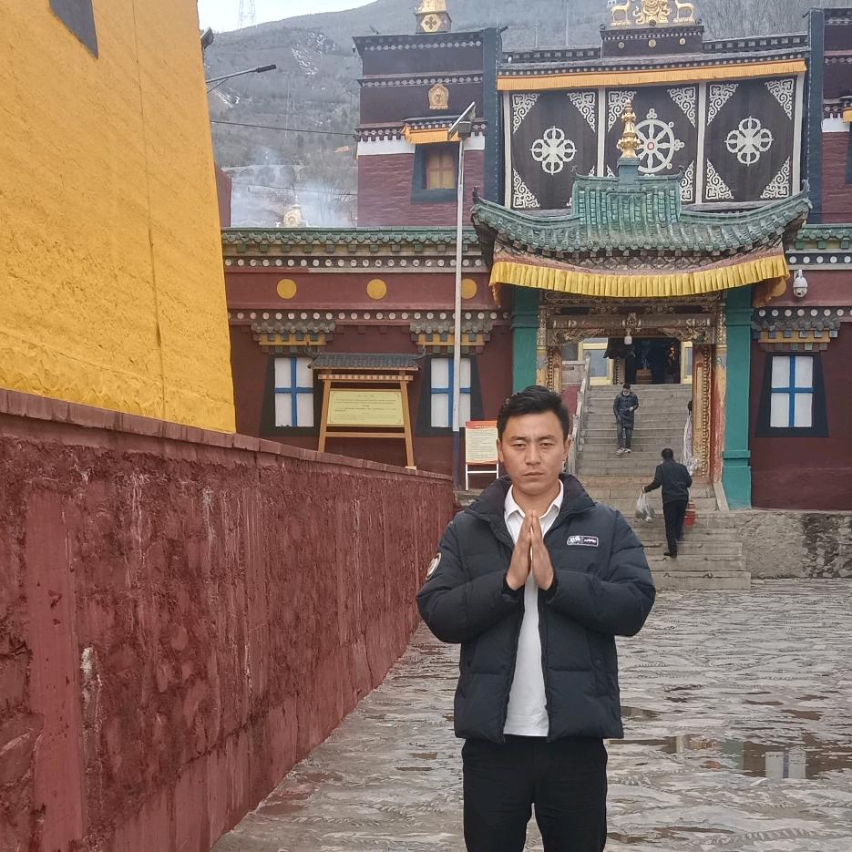 有信仰的藏族人