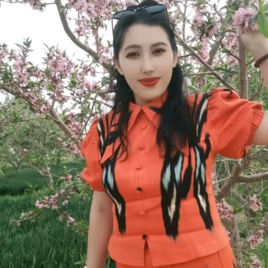 阿曼古丽~服装设计