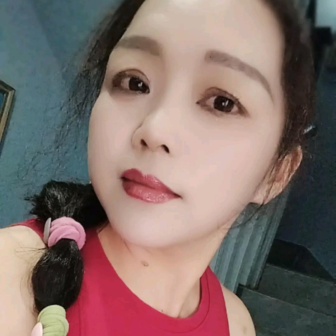 带刺的玫瑰《全身带刺》
