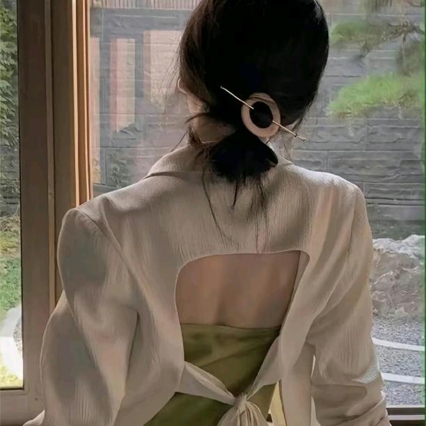 ^O^🍂捂着耳朵静静。。🕊️