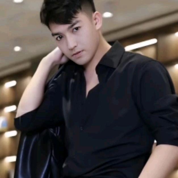 阿迪力江