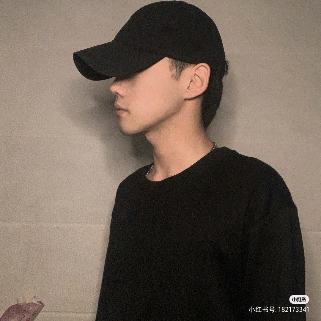 努力赚钱买房的小杨