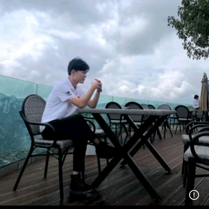 李心雨👑（拼命三郎）