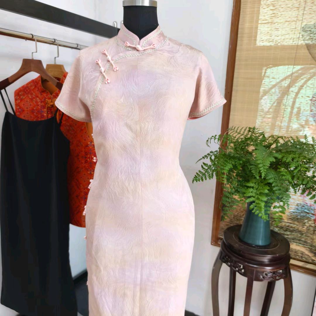 仕女品裳来料定制