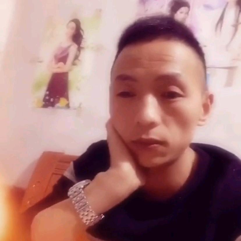 男人拼搏。不怕吃苦。