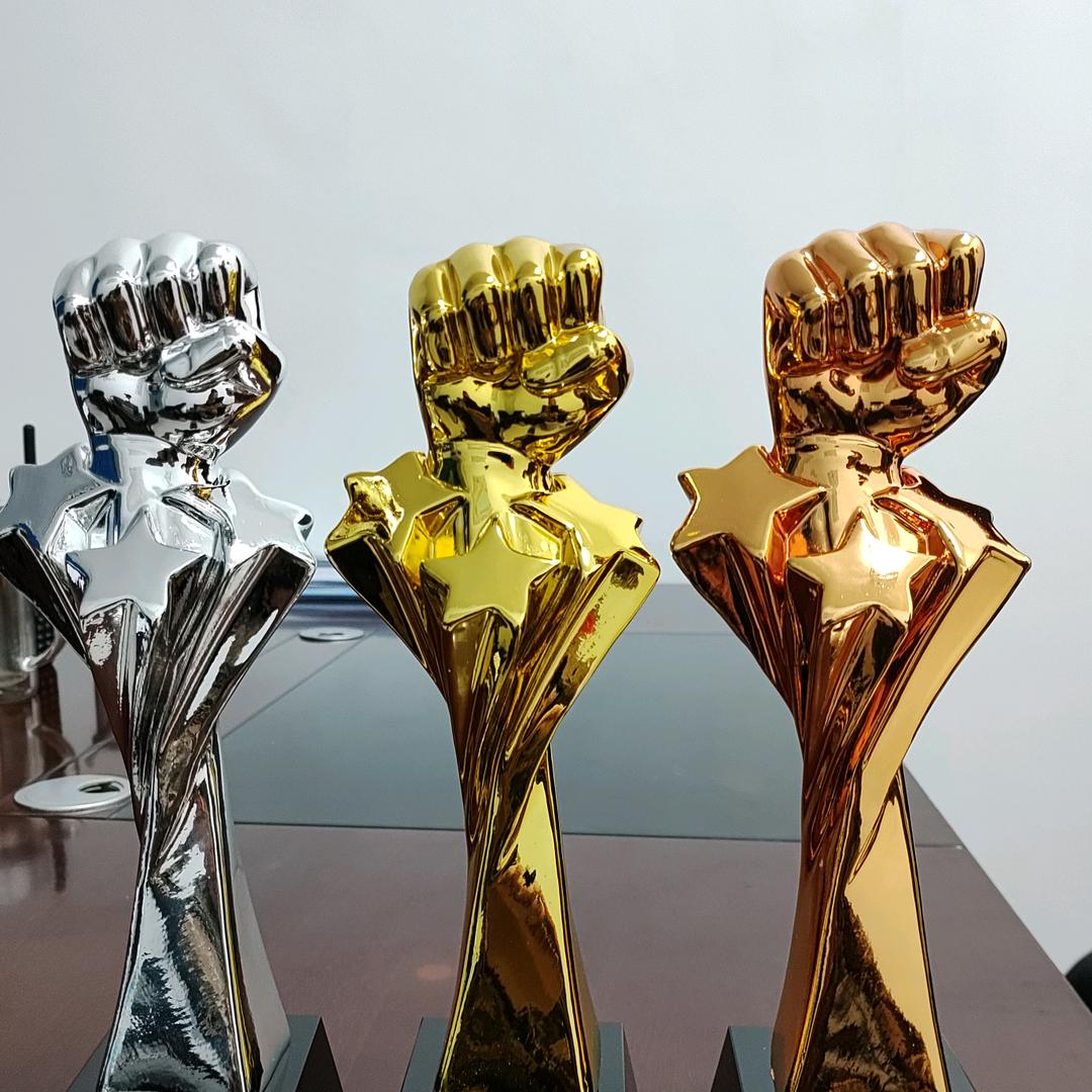 跑一场马   爱一座城