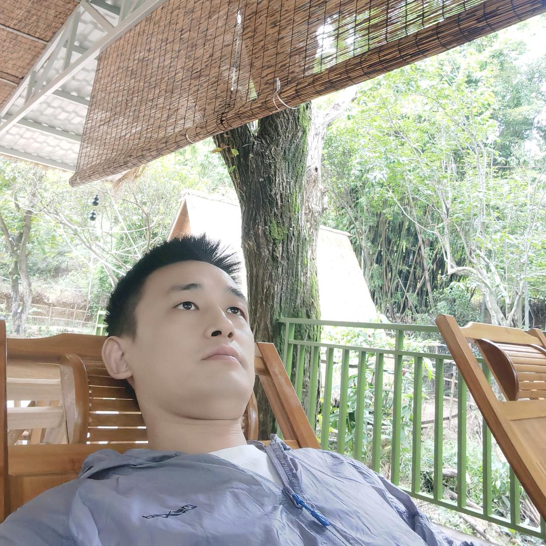 金树下服装智造工厂