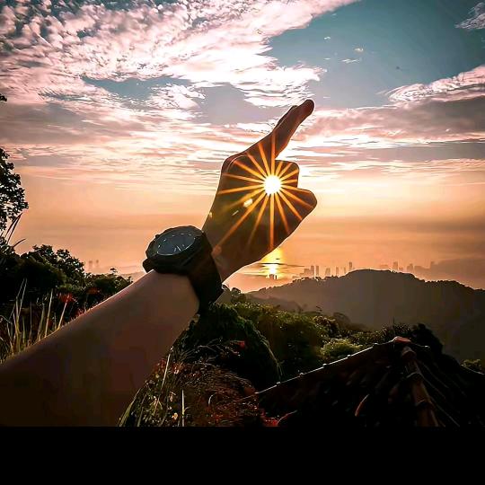 你的故事:-)终究不是我 ：