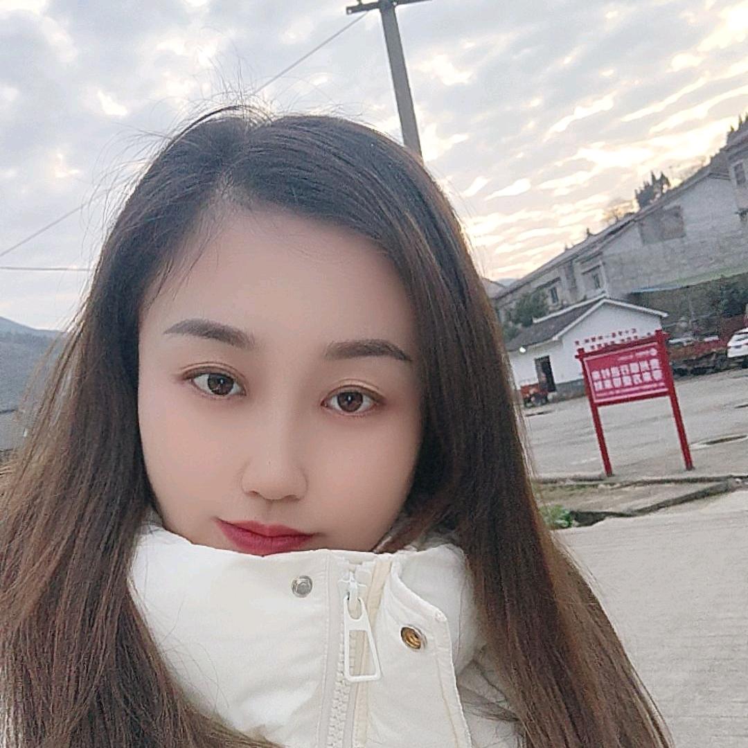 小何子