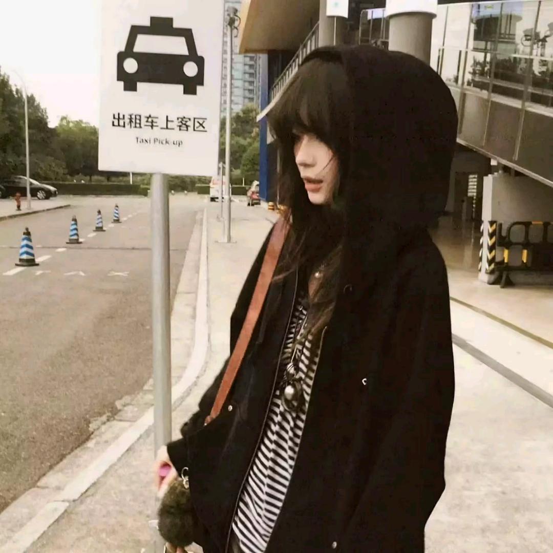 @天真泪、