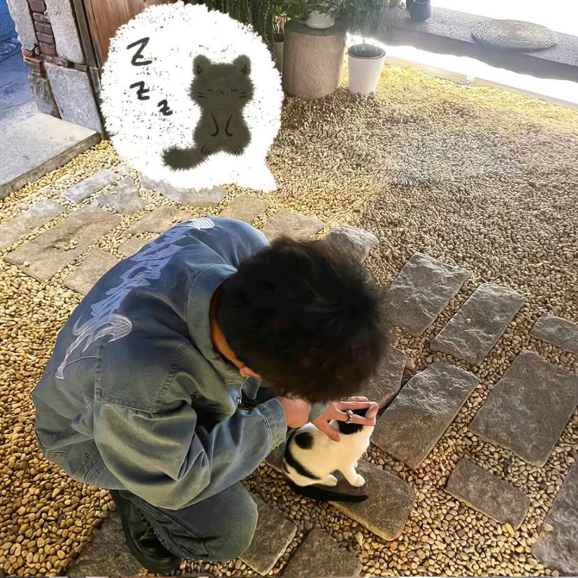 吃饱了困