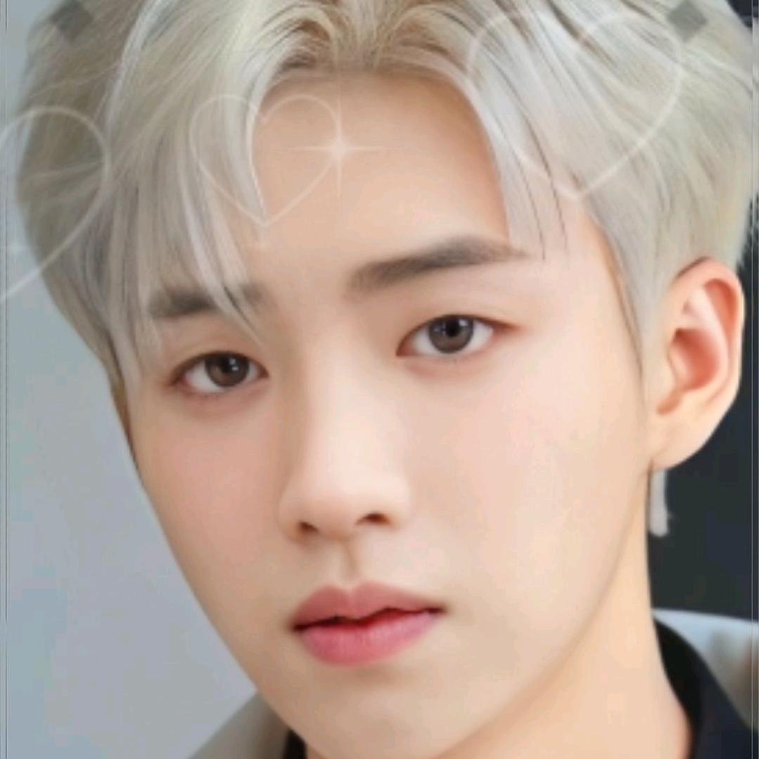 是杨爱钱呦❤️