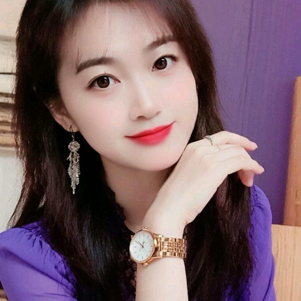 贵州小何何《不是正事不私聊》