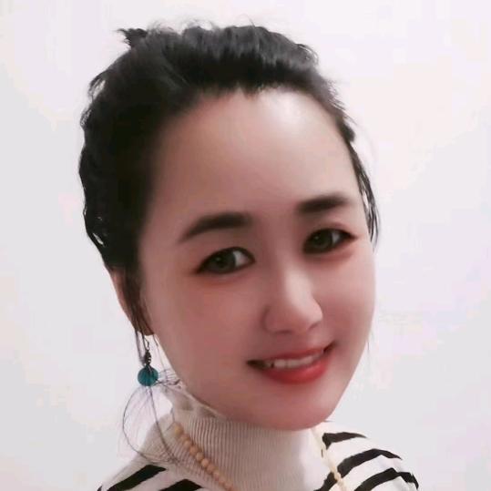 爱笑的霞姐