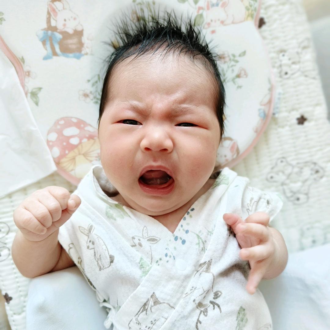 😉小小予恩(˵¯͒〰¯͒˵)
