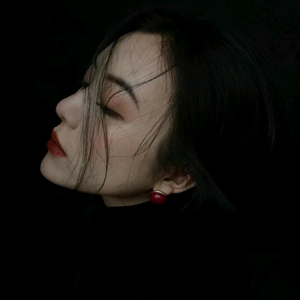 张      不大