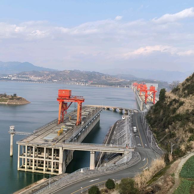 爱你是一个故事的开始