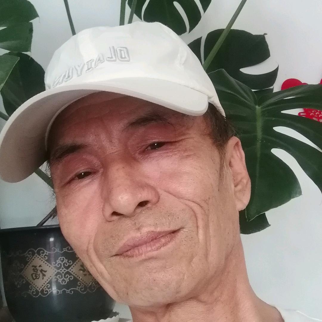音乐🎵🎶🎸玩童