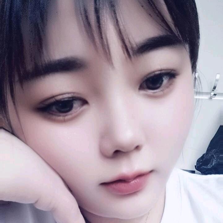 爱唱歌静静