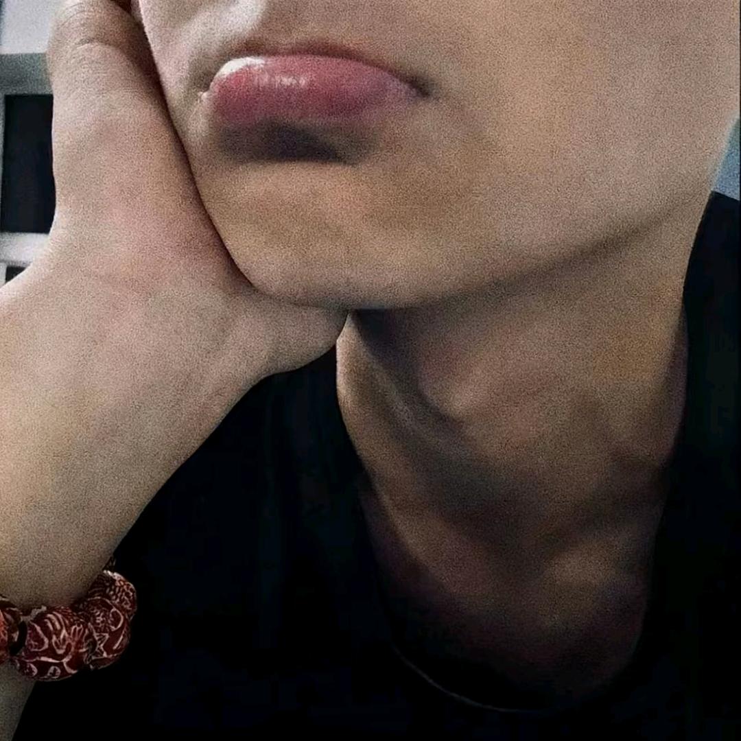 会飞的前男友⚜️