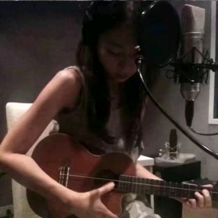 珍莓烦恼•ᴥ•